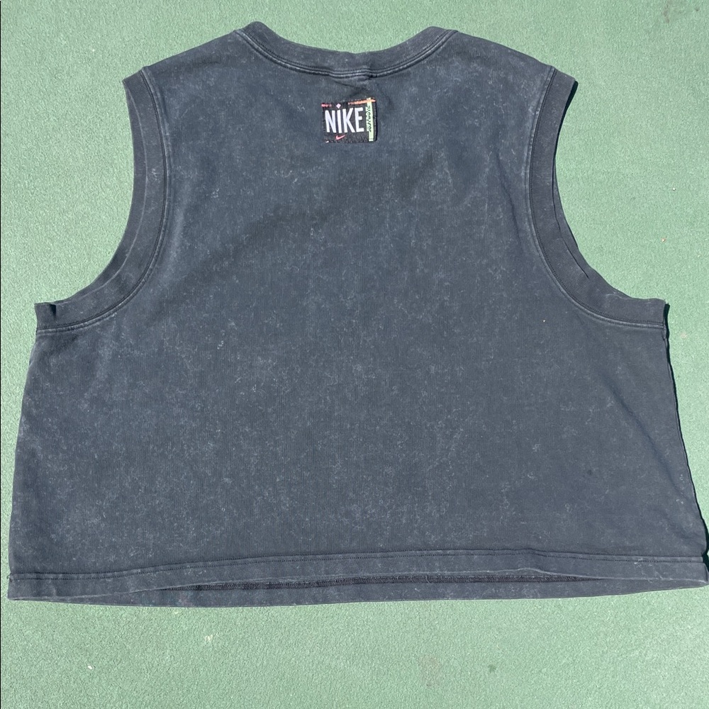 Nike Acid stone muscle crop tank